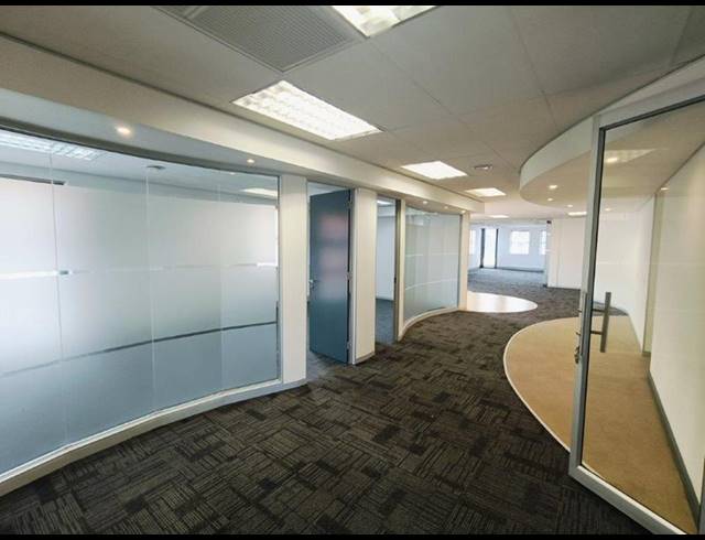 BUSINESS PROPERTY TO RENT IN PAULSHOF